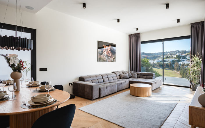 Image No.2-5 Bed Villa for sale