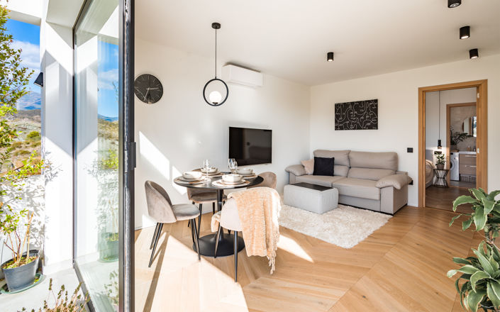 Image No.27-5 Bed Villa for sale