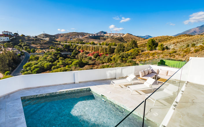 Image No.5-5 Bed Villa for sale