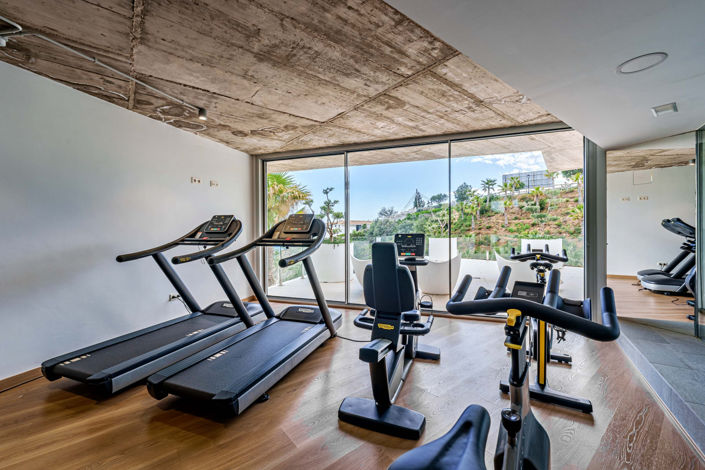 Image No.26-3 Bed Property for sale