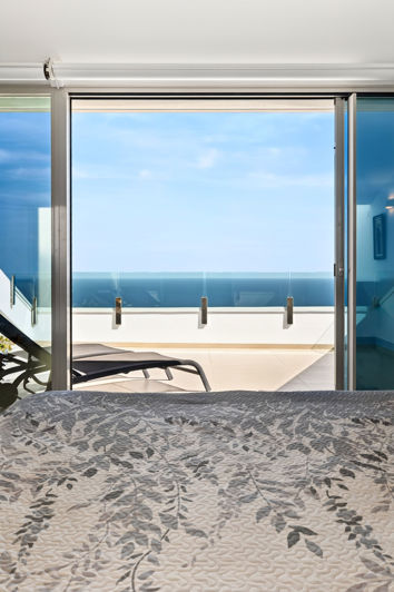 Image No.29-3 Bed Property for sale