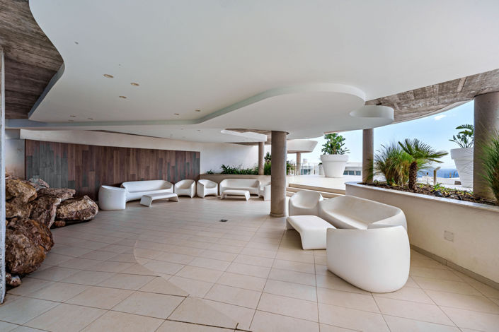 Image No.31-3 Bed Property for sale