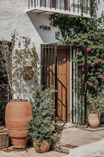 Image No.37-2 Bed Townhouse for sale