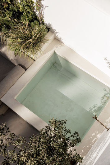 Image No.7-2 Bed Townhouse for sale