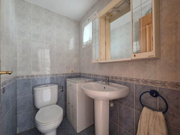 b98le8d7m9k3degpefzhs0lif8u4xzvzhwxtmggyekxx9