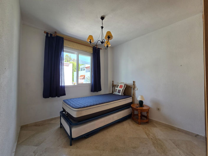 Image No.16-4 Bed House for sale