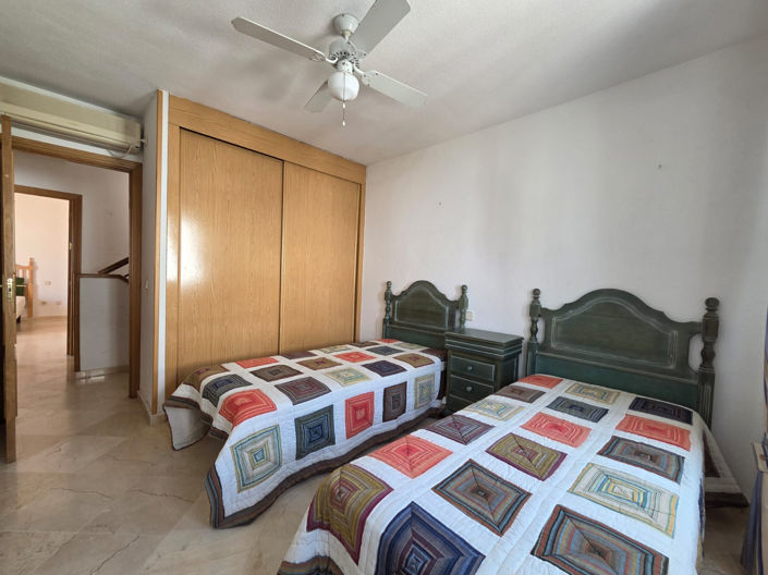 Image No.18-4 Bed House for sale