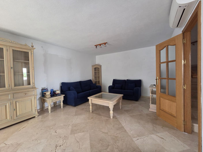 Image No.22-4 Bed House for sale