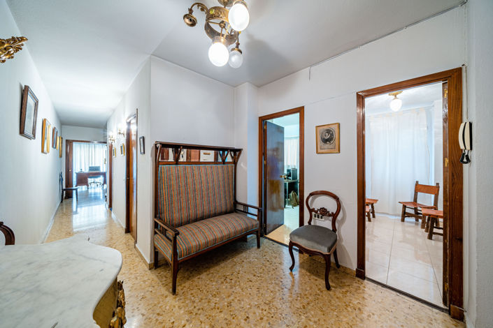 Image No.12-4 Bed Apartment for sale