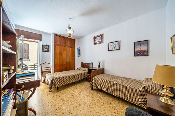 Image No.17-4 Bed Apartment for sale