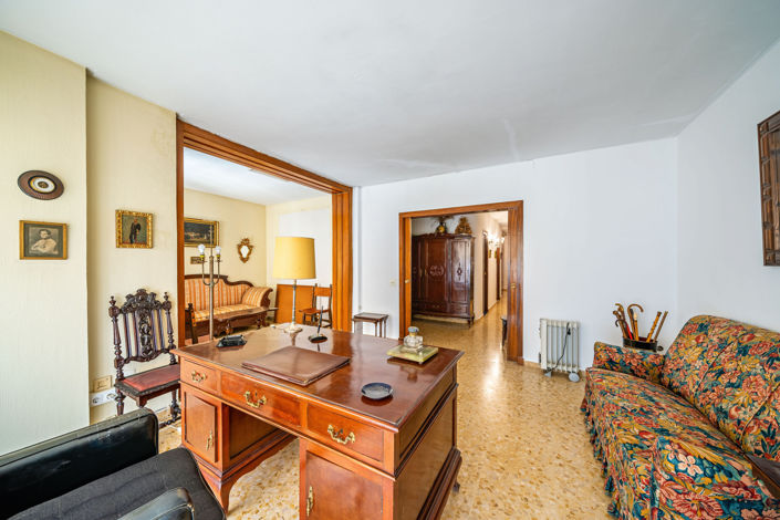 Image No.6-4 Bed Apartment for sale