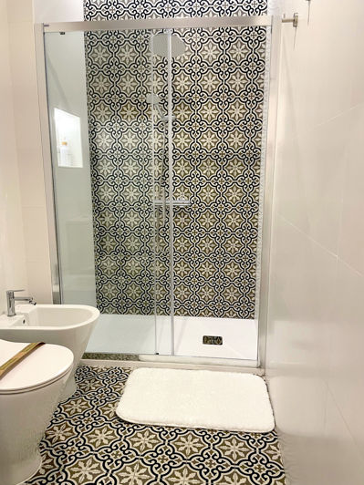 Image No.7-3 Bed Property for sale