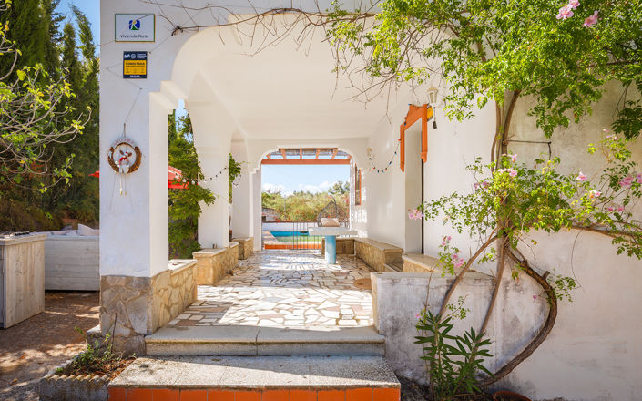 Image No.18-4 Bed Finca for sale