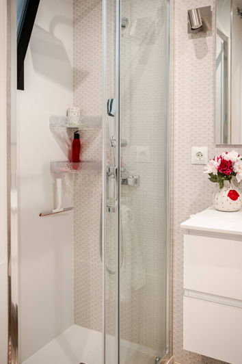 Image No.16-2 Bed Property for sale