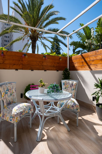 Image No.19-2 Bed Property for sale