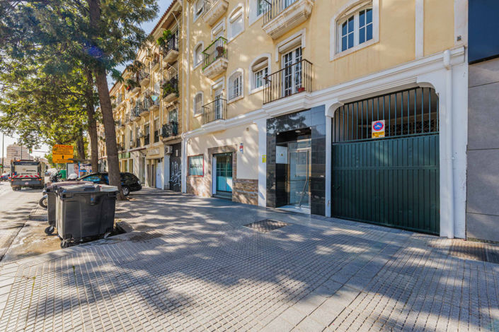 Image No.25-2 Bed Apartment for sale