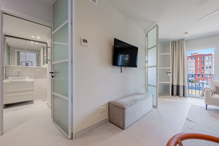 Image No.8-2 Bed Apartment for sale