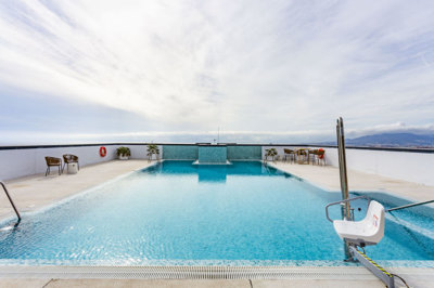 b98le8d7m9k3degpefzhs0lif8u4xzvzhwxtmggyekxx9