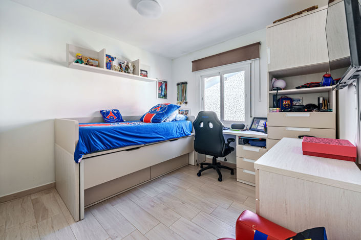 Image No.12-3 Bed Apartment for sale