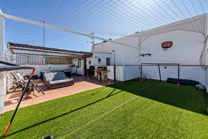 Image No.18-3 Bed Apartment for sale