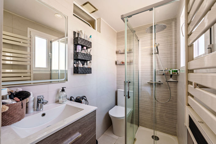 Image No.9-3 Bed Apartment for sale