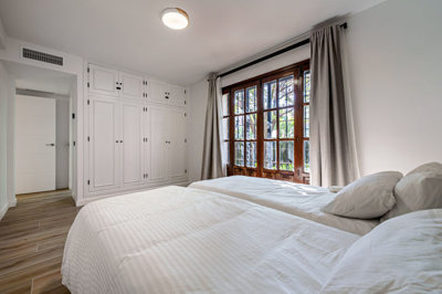 b98le8d7m9k3degpefzhs0lif8u4xzvzhwxtmggyekxx9