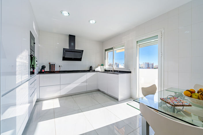 Image No.6-Villa de 4 chambres à vendre à Benalmadena