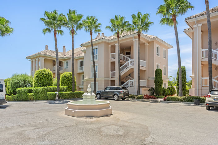 Image No.15-1 Bed Property for sale