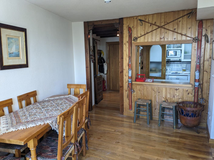 Image No.11-3 Bed Apartment for sale