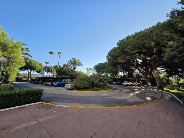 Image No.20-Studio for sale