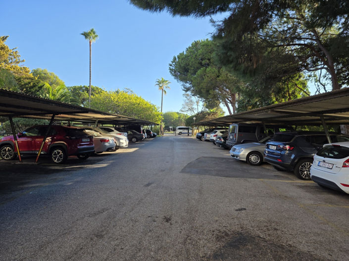 Image No.25-Studio for sale