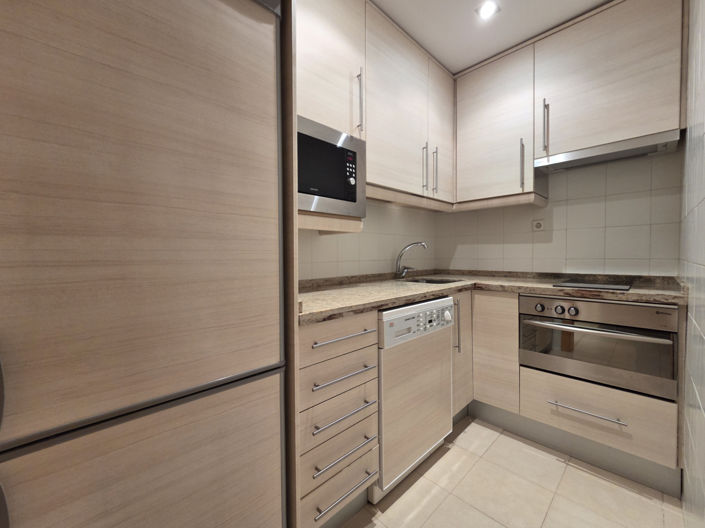 Image No.6-Studio for sale