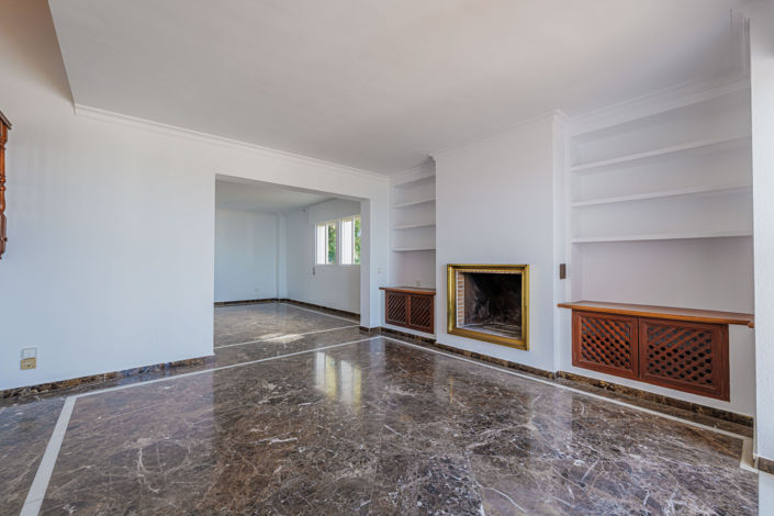 Image No.11-4 Bed Property for sale