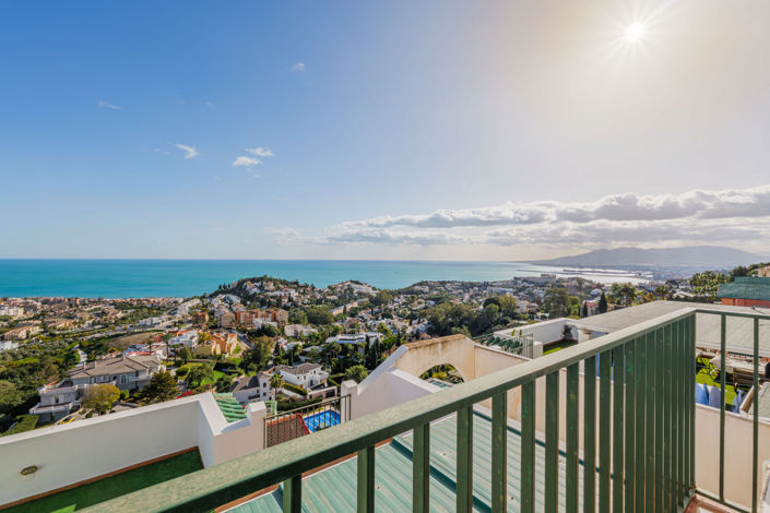 Image No.18-4 Bed Property for sale