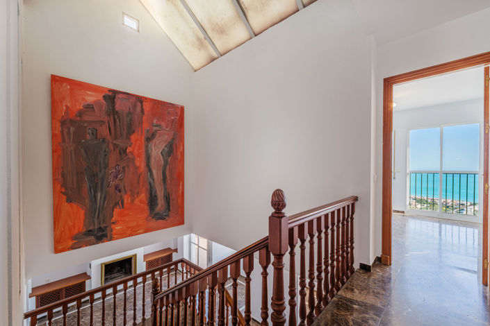 Image No.24-4 Bed Property for sale