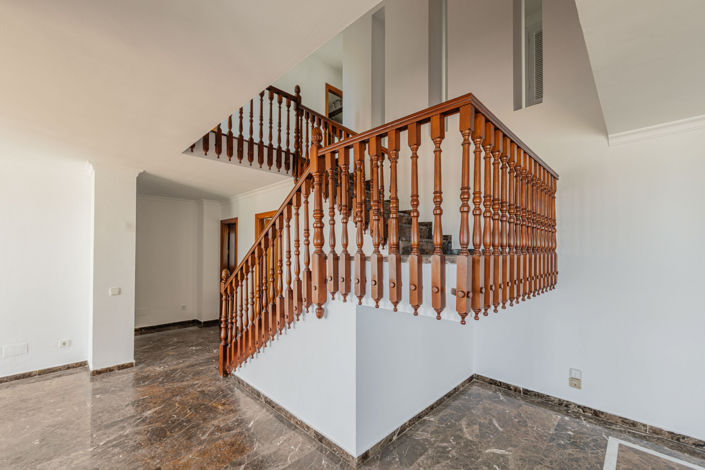 Image No.29-4 Bed Property for sale