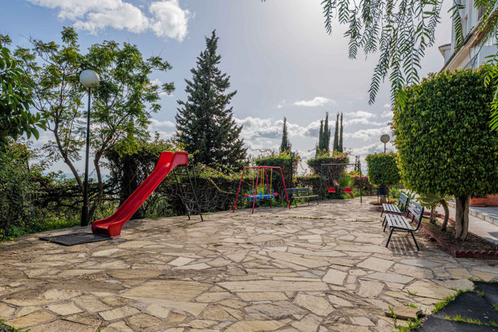 Image No.31-4 Bed Property for sale