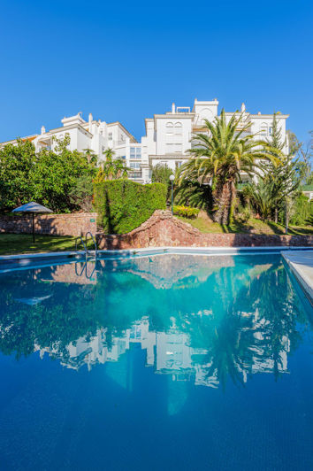 Image No.40-4 Bed Property for sale