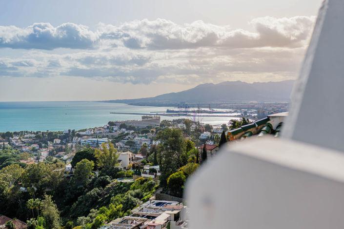 Image No.6-4 Bed Property for sale