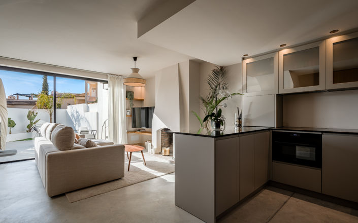 Image No.5-2 Bed Townhouse for sale