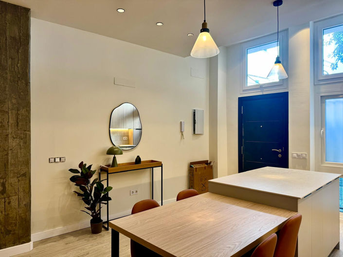 Image No.17-3 Bed Property for sale