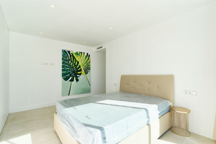 Image No.10-4 Bed Villa for sale