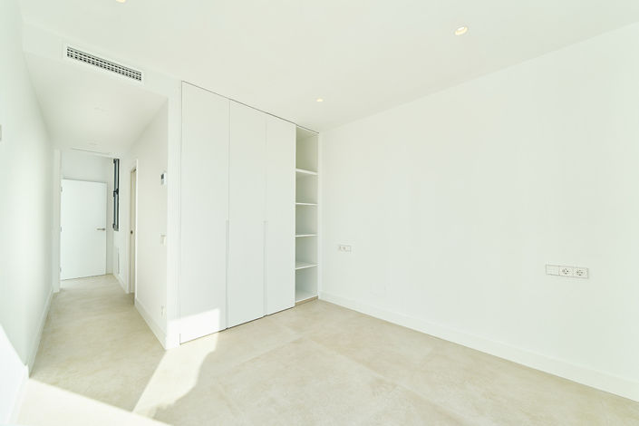 Image No.14-4 Bed Villa for sale