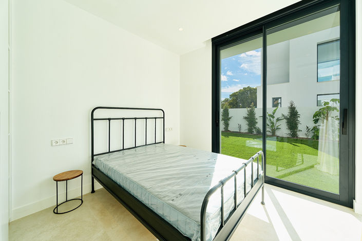 Image No.15-4 Bed Villa for sale