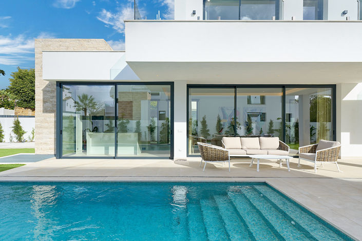 Image No.3-4 Bed Villa for sale