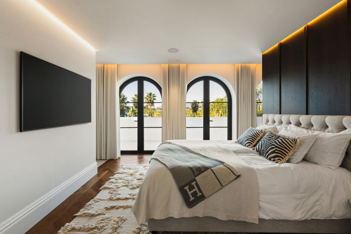 Image No.8-6 Bed Villa for sale