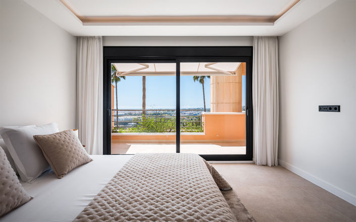 Image No.18-3 Bed Apartment for sale