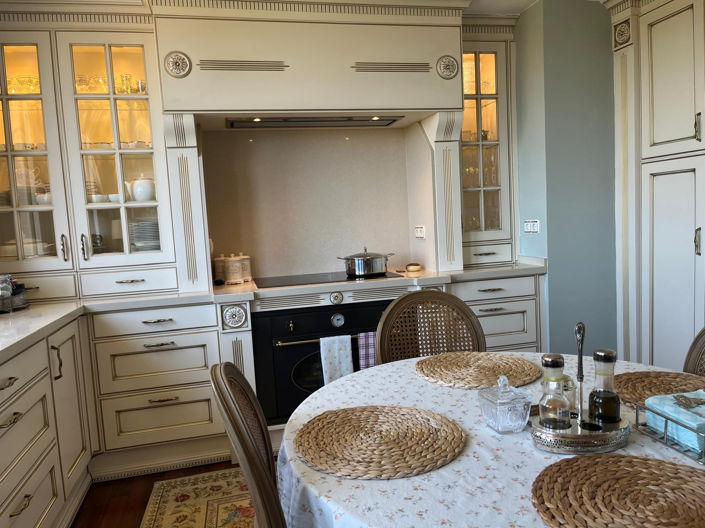 Image No.5-3 Bed Property for sale