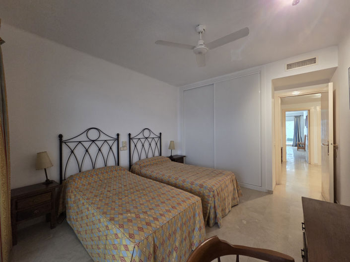 Image No.21-4 Bed Property for sale