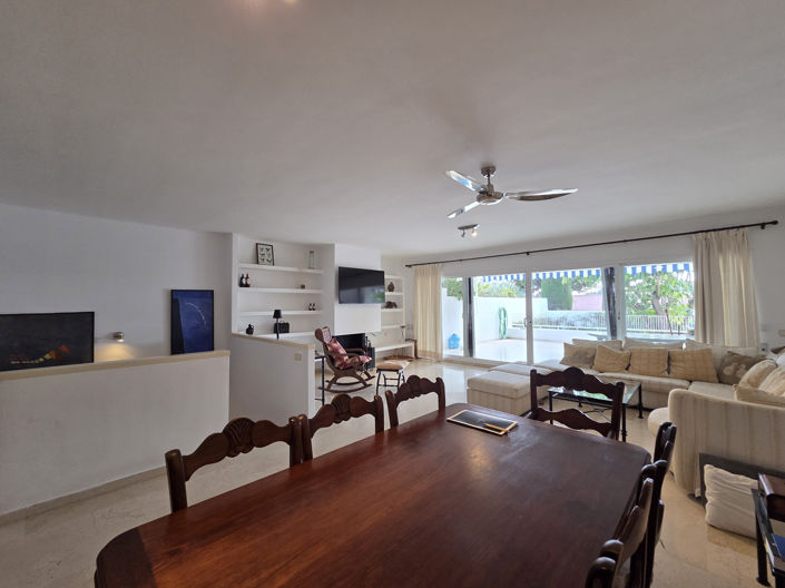 Image No.9-4 Bed Property for sale